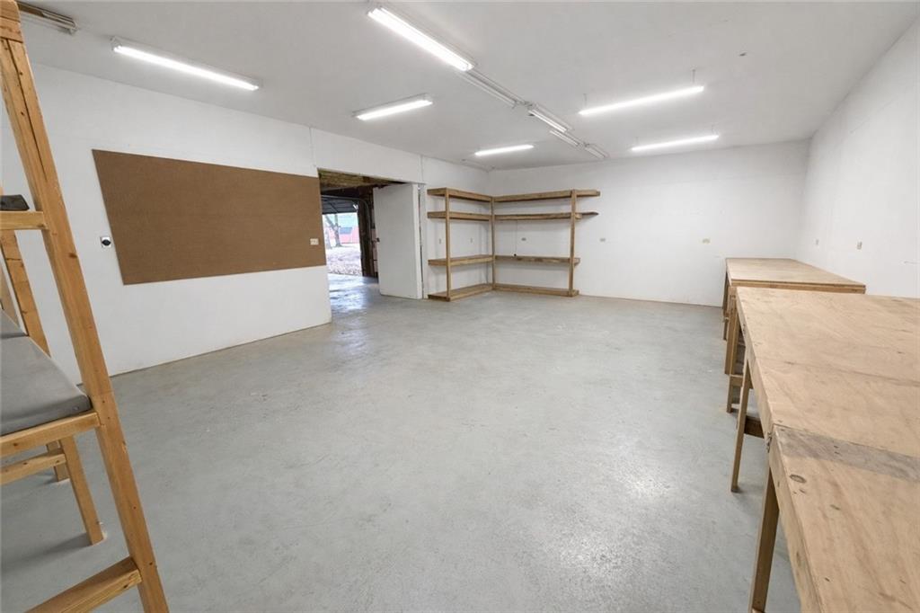 170 Northeast 1011 Road Knob Noster, MO 65336 - Photo 6 of 27