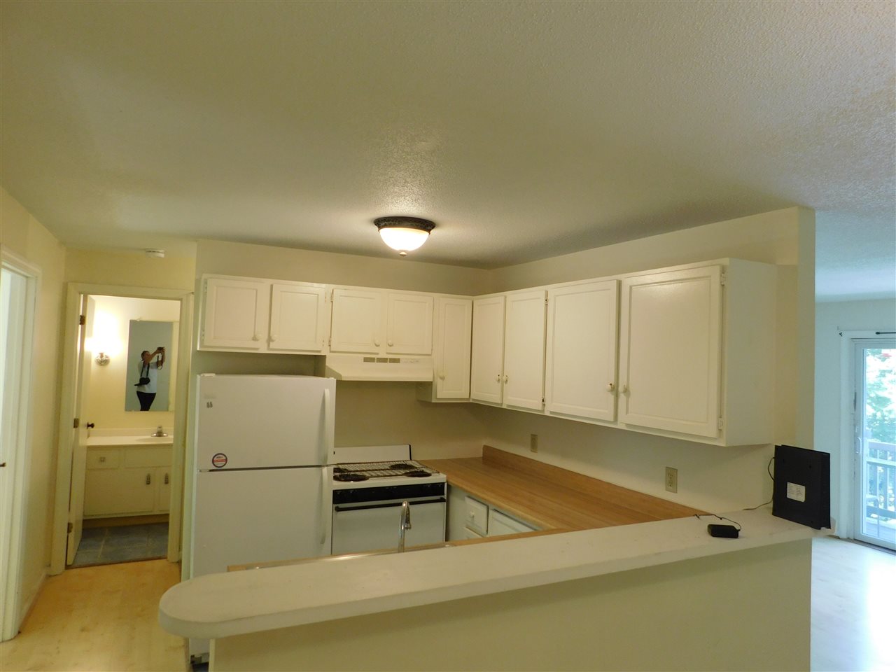35 Seminary Hill Road, Unit 6 Lebanon, NH 03784 - Photo 5 of 12