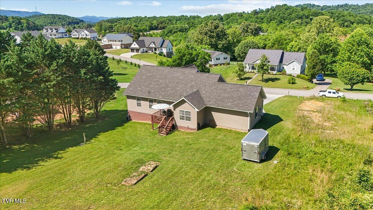 194 East Ridges Drive Chuckey, TN 37641 - Photo 4 of 42 Back View