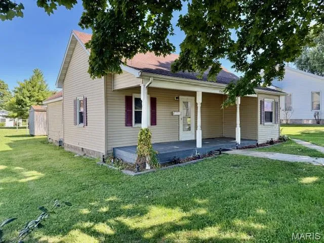 $100,000 | 726 South Main, Unit W, Carrollton, IL 62016