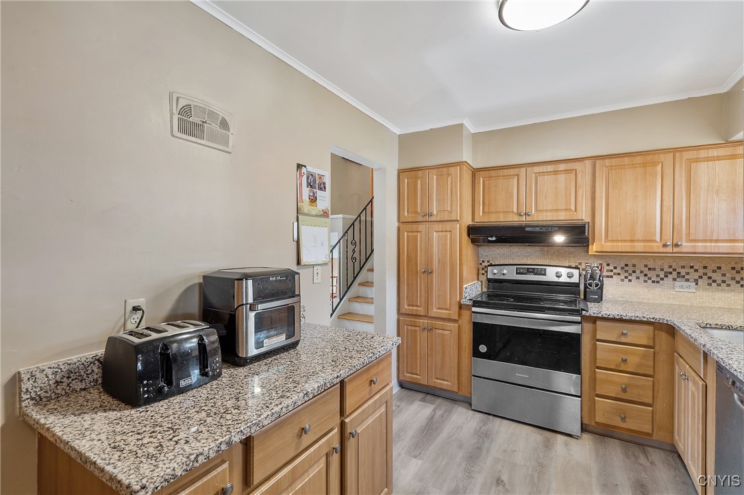 11 Dove Path Clay, NY 13090 - Photo 17 of 41