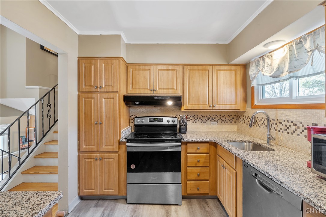 11 Dove Path Clay, NY 13090 - Photo 20 of 41