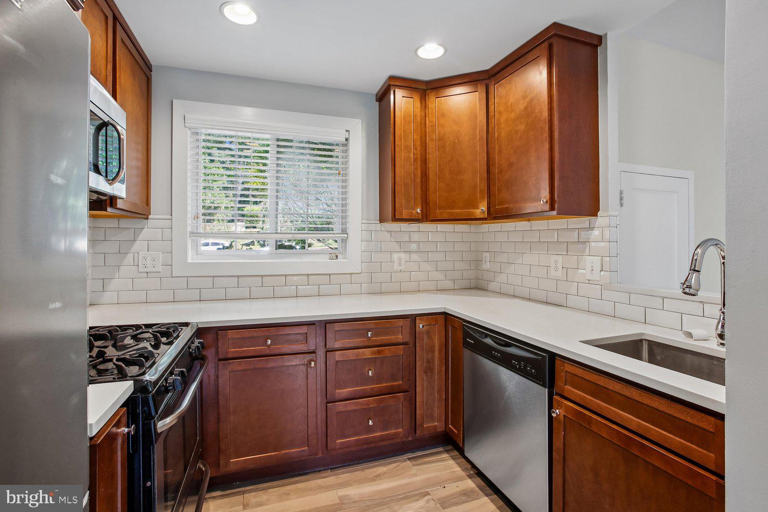 1600 Preston Road Alexandria, VA 22302 - Photo 8 of 65 Kitchen