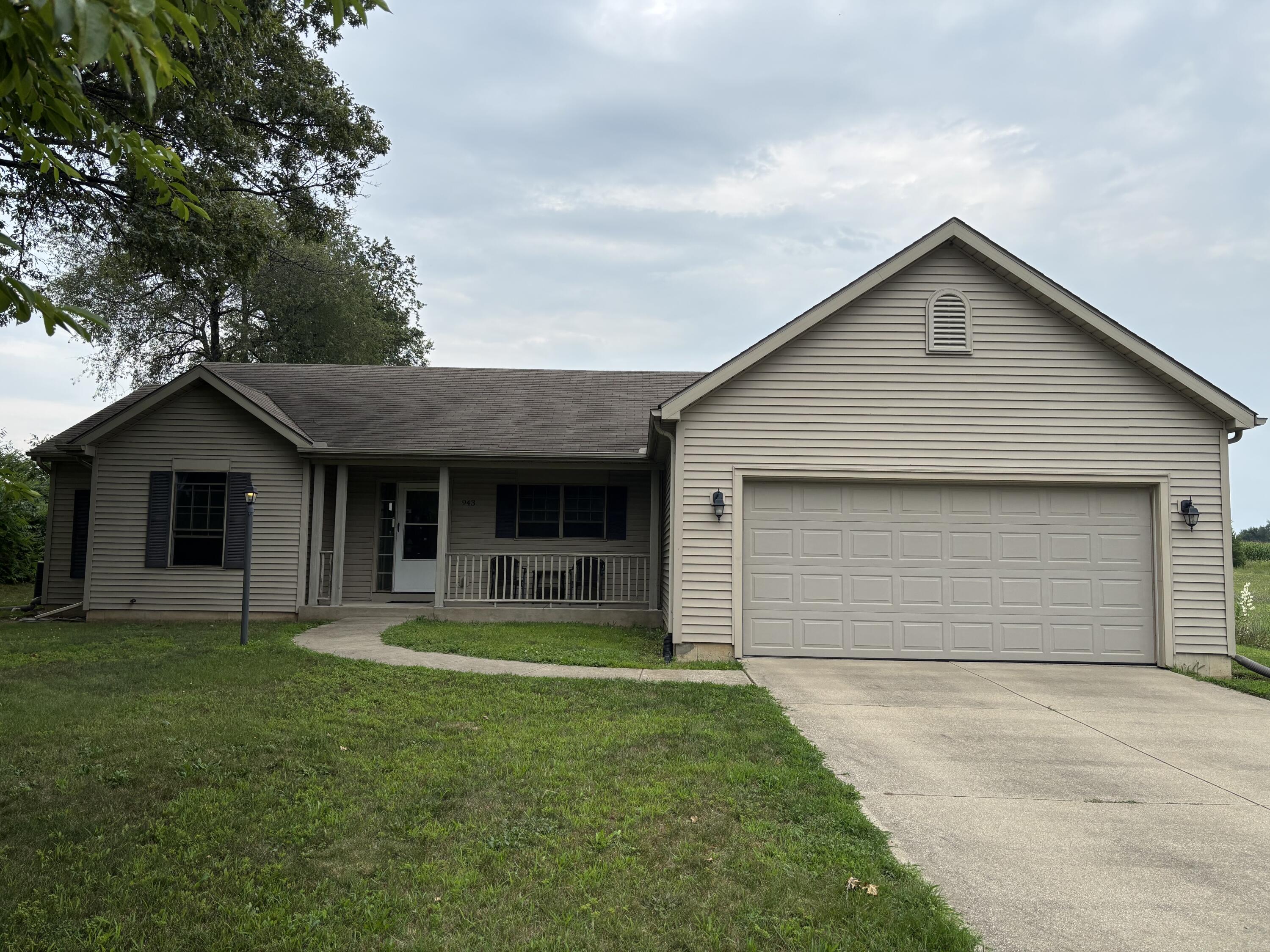 943 North Fail Road La Porte, IN 46350 - Photo 1 of 21 3000x2250