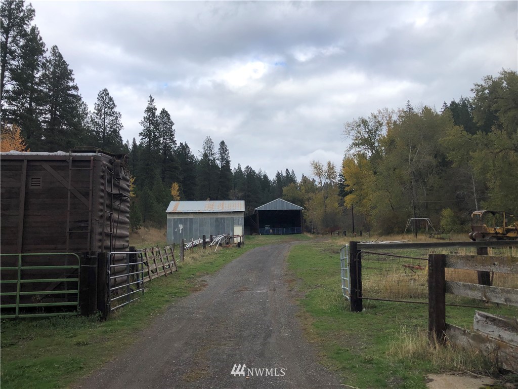 3380 Teanaway Road Cle Elum, WA 98922 - Photo 29 of 37 Gallery Image 29
