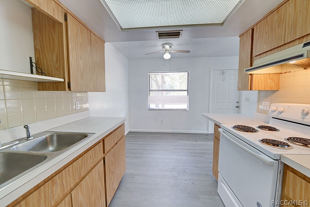 512 Long Avenue, Unit B Inverness, FL 34453 - Photo 10 of 20