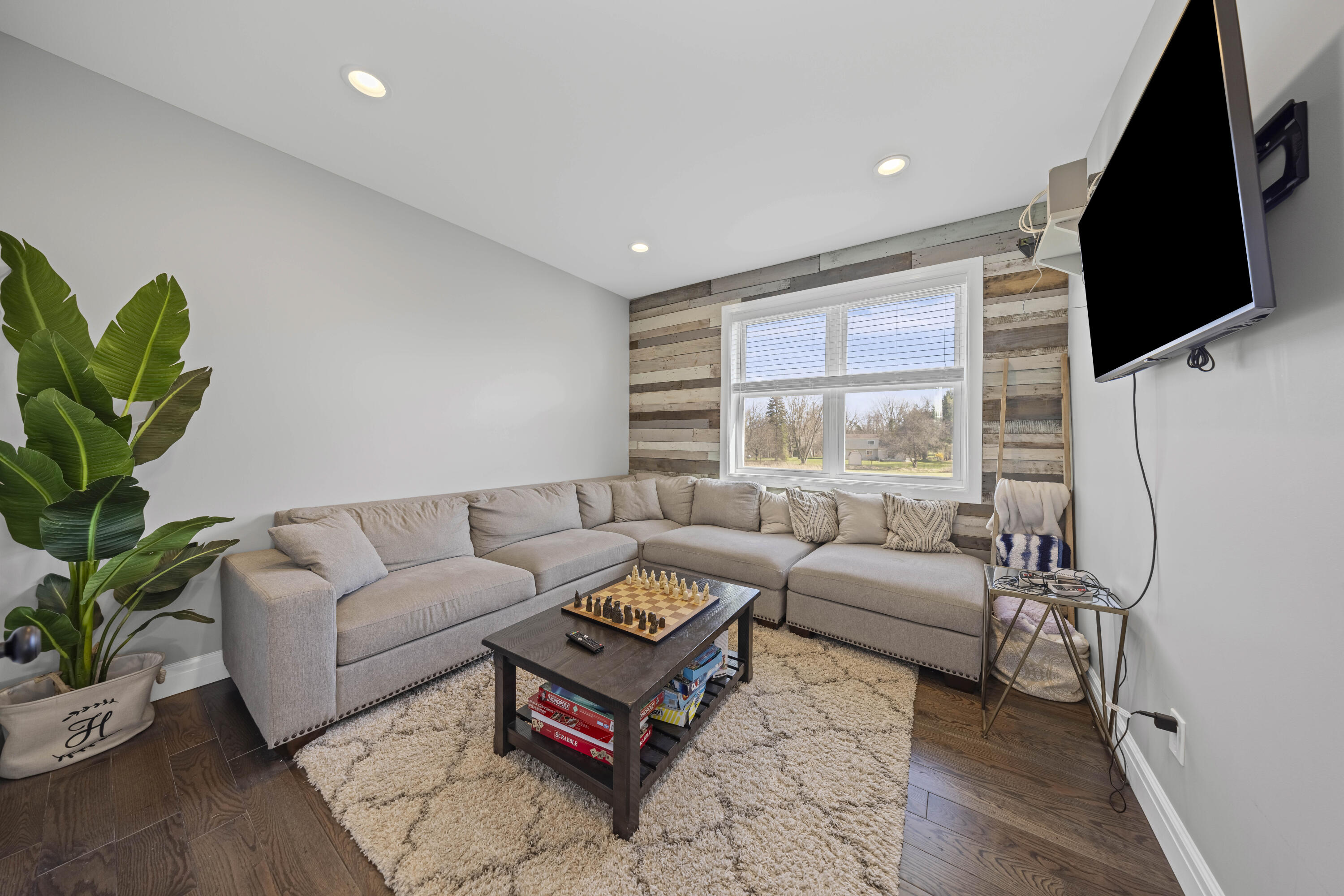 10914 Doves Point Brighton, MI 48114 - Photo 21 of 45 019 - 10914 Doves Point - OnDemandPixPho