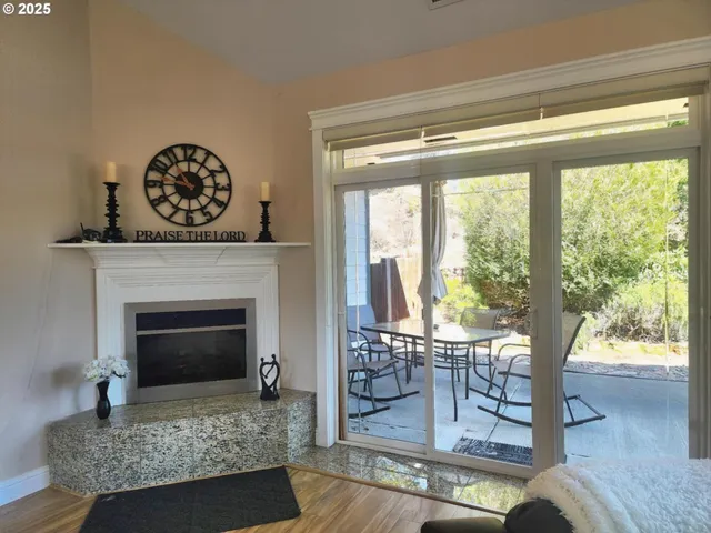 $824,000 | 2148 Willow Loop, Florence, OR 97439