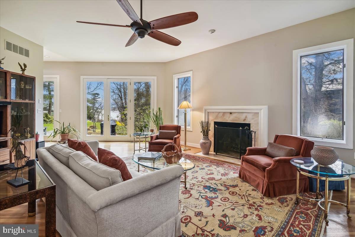 506 Tulip Road Annapolis, MD 21403 - Photo 8 of 20 Living Room with fireplace