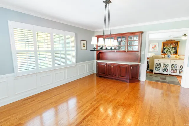 $359,000 | 2545 Grandview Drive, Vincennes, IN 47591