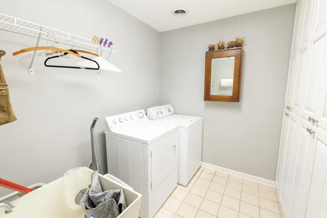 $359,000 | 2545 Grandview Drive, Vincennes, IN 47591