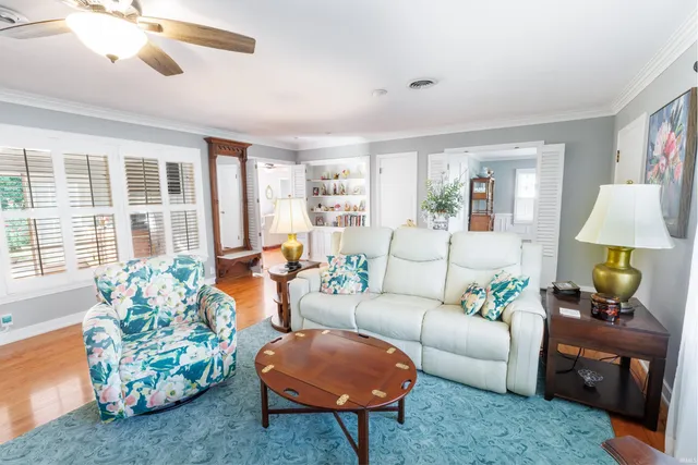 $359,000 | 2545 Grandview Drive, Vincennes, IN 47591