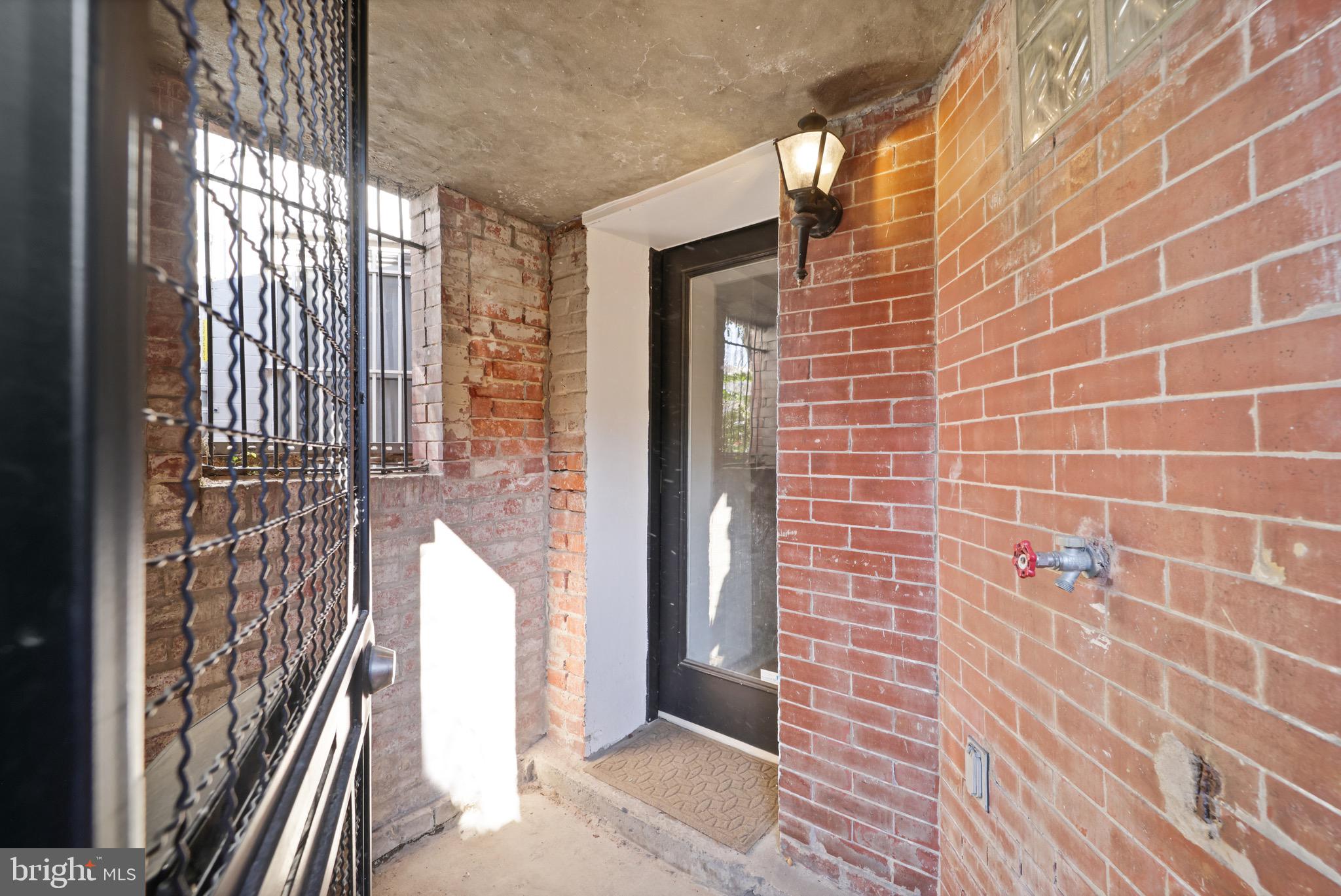 2017 13th Street Northwest, Unit B Washington, DC 20009 - Photo 2 of 19