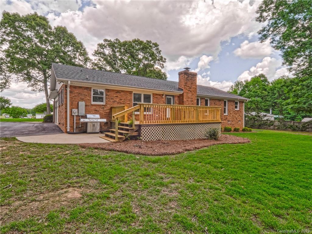 2512 Honeycutt-Simpson Road Monroe, NC 28110 - Photo 9 of 41 Gallery Image 9