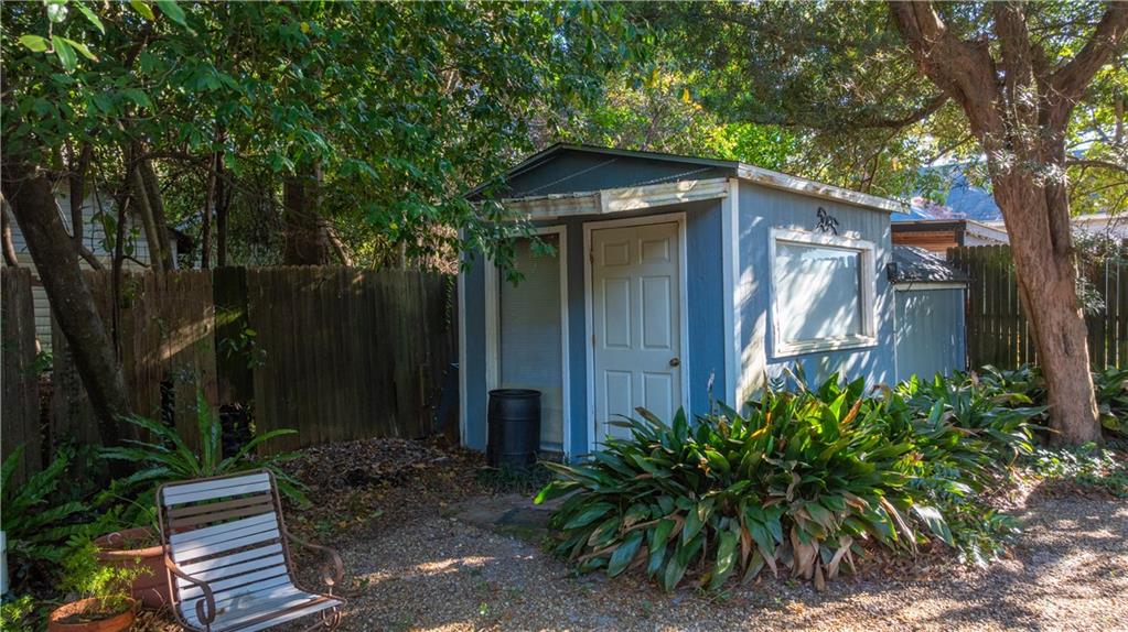 803 Forrest Avenue Tifton, GA 31794 - Photo 50 of 52 a backyard of a house with lots of green space