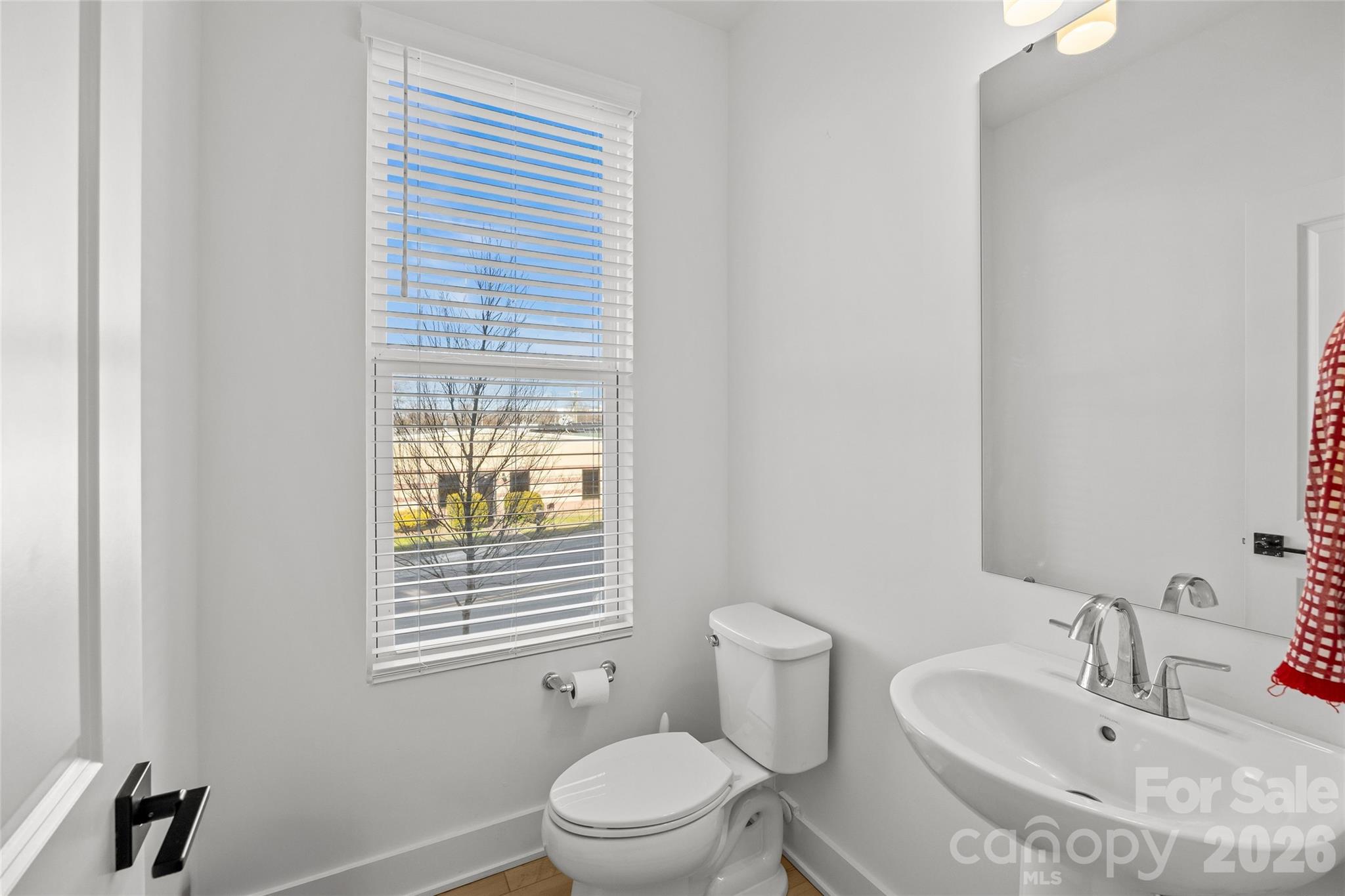 439 Blairhill Road Charlotte, NC 28217 - Photo 16 of 46