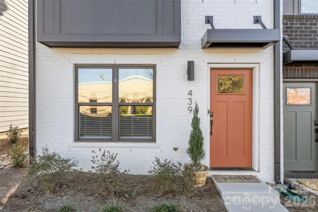 $650,000 | 439 Blairhill Road, Charlotte, NC 28217