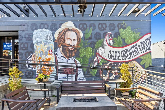 $650,000 | 439 Blairhill Road, Charlotte, NC 28217