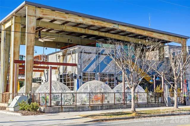 $650,000 | 439 Blairhill Road, Charlotte, NC 28217