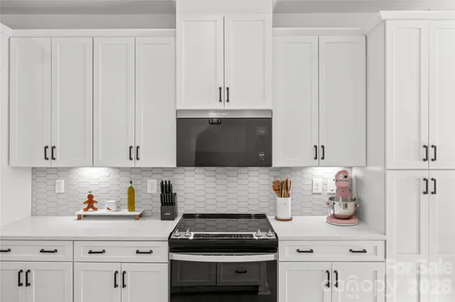 $650,000 | 439 Blairhill Road, Charlotte, NC 28217