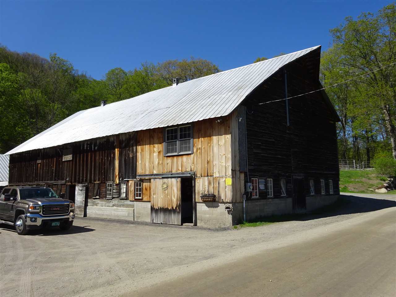 651 Greeley Road Springfield, VT 05156 - Photo 7 of 40 Gallery Image 7