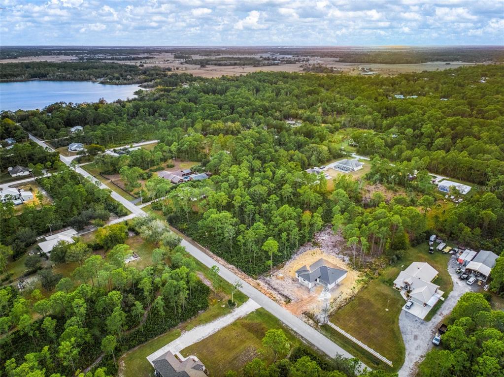 5817 Wolf Lake Road Sebring, FL 33875 - Photo 15 of 20 a view of a city