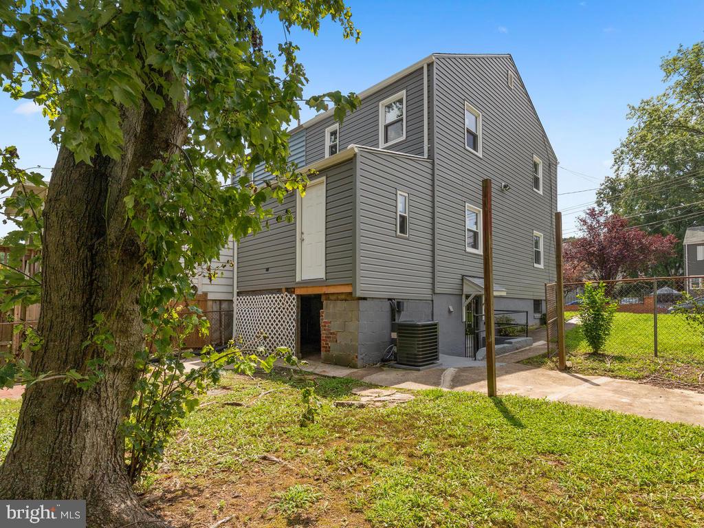 7228 East Forest Road Landover, MD 20785 - Photo 26 of 28 Exterior Rear View