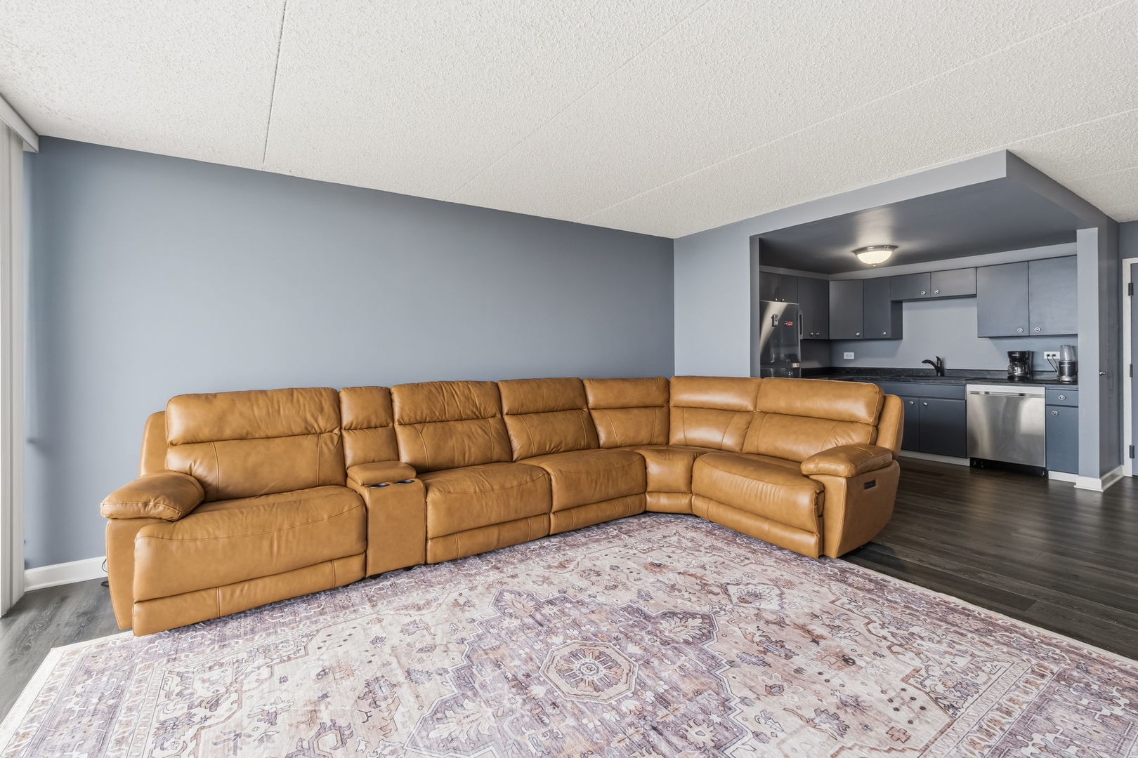 2005 South Finley Road, Unit 1102 Lombard, IL 60148 - Photo 6 of 38