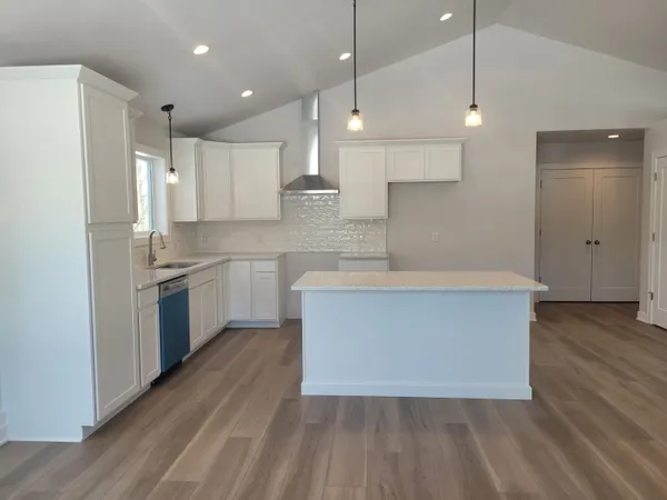 $675,000 | Unit 79 Rose Ridge Drive Northeast, Rockford, MI 49341