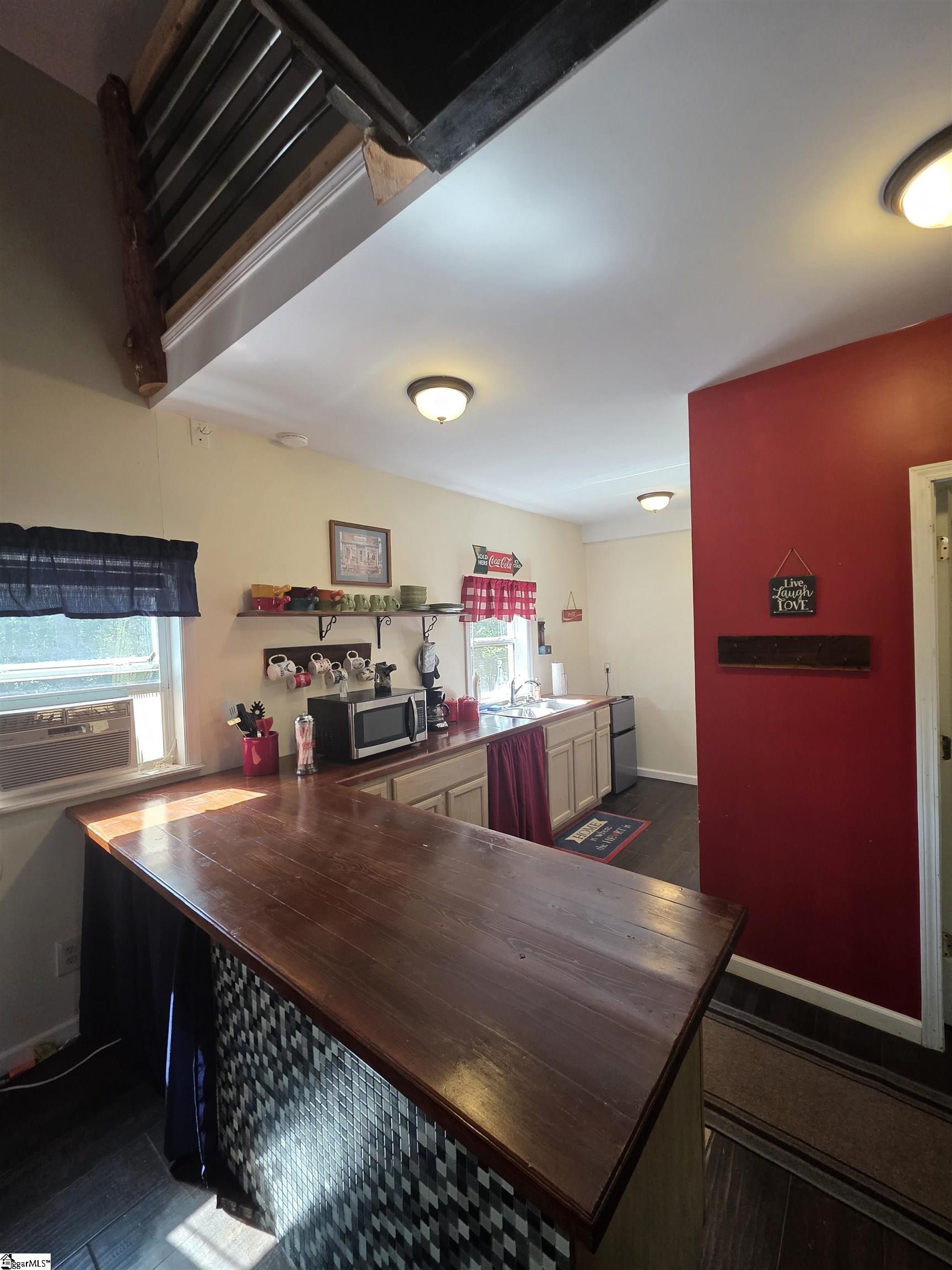 104 Lands End Drive Iva, SC 29655 - Photo 4 of 20