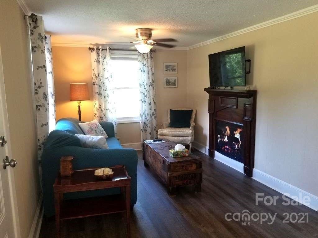 4517 Hunter Rhyne Road Lincolnton, NC 28092 - Photo 8 of 20 Gallery Image 8