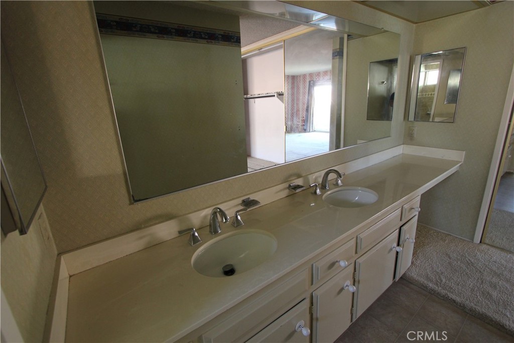 2914 Hopeton Road La Crescenta, CA 91214 - Photo 13 of 27