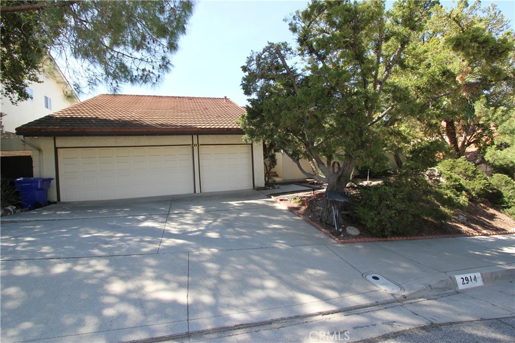 2914 Hopeton Road La Crescenta, CA 91214 - Photo 2 of 27