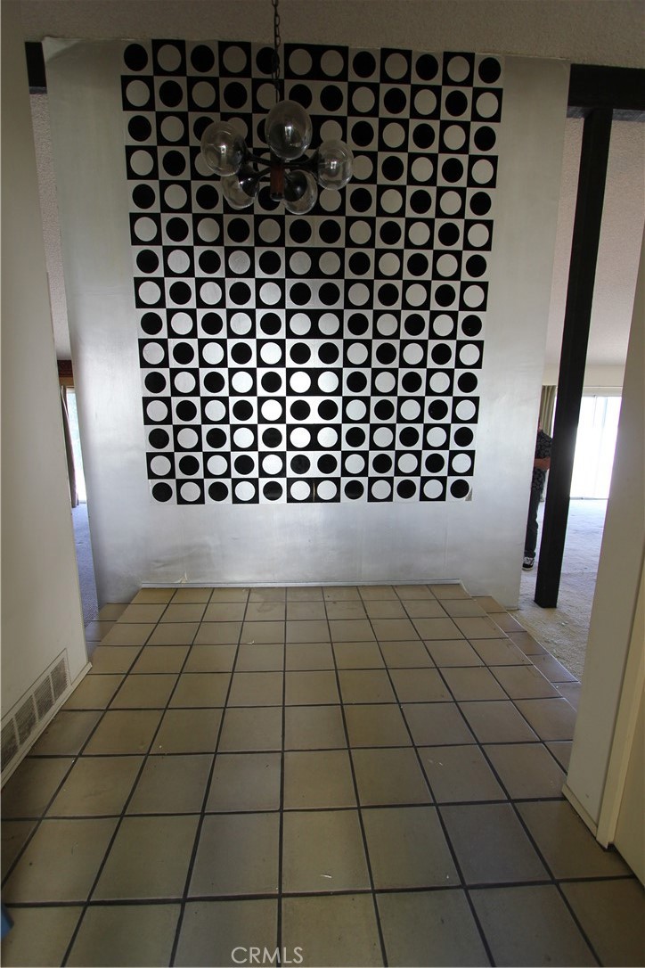 2914 Hopeton Road La Crescenta, CA 91214 - Photo 22 of 27 Entry