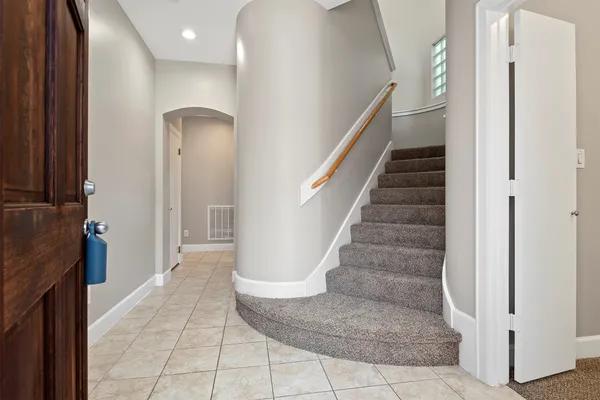 a view of entryway and hall