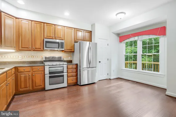 $3,450 | 6409 Gladys May Lane, Alexandria, VA 22310