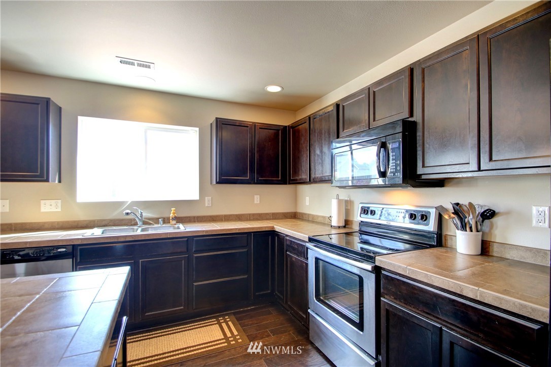 5564 Timber Ridge Drive Mount Vernon, WA 98273 - Photo 7 of 25 Gallery Image 7