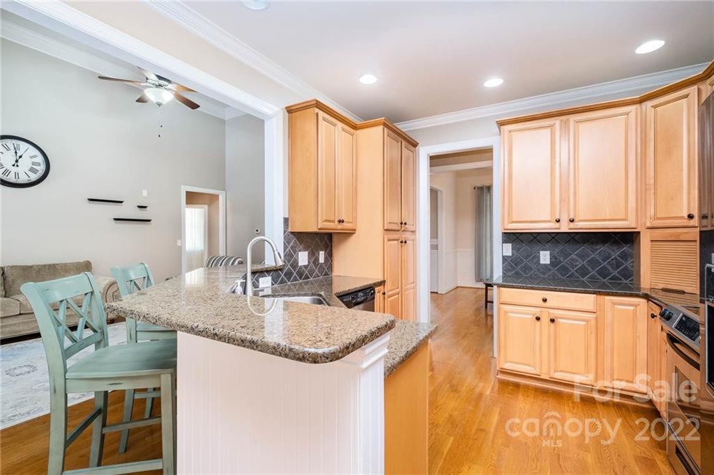 5712 Davis Road Waxhaw, NC 28173 - Photo 4 of 43