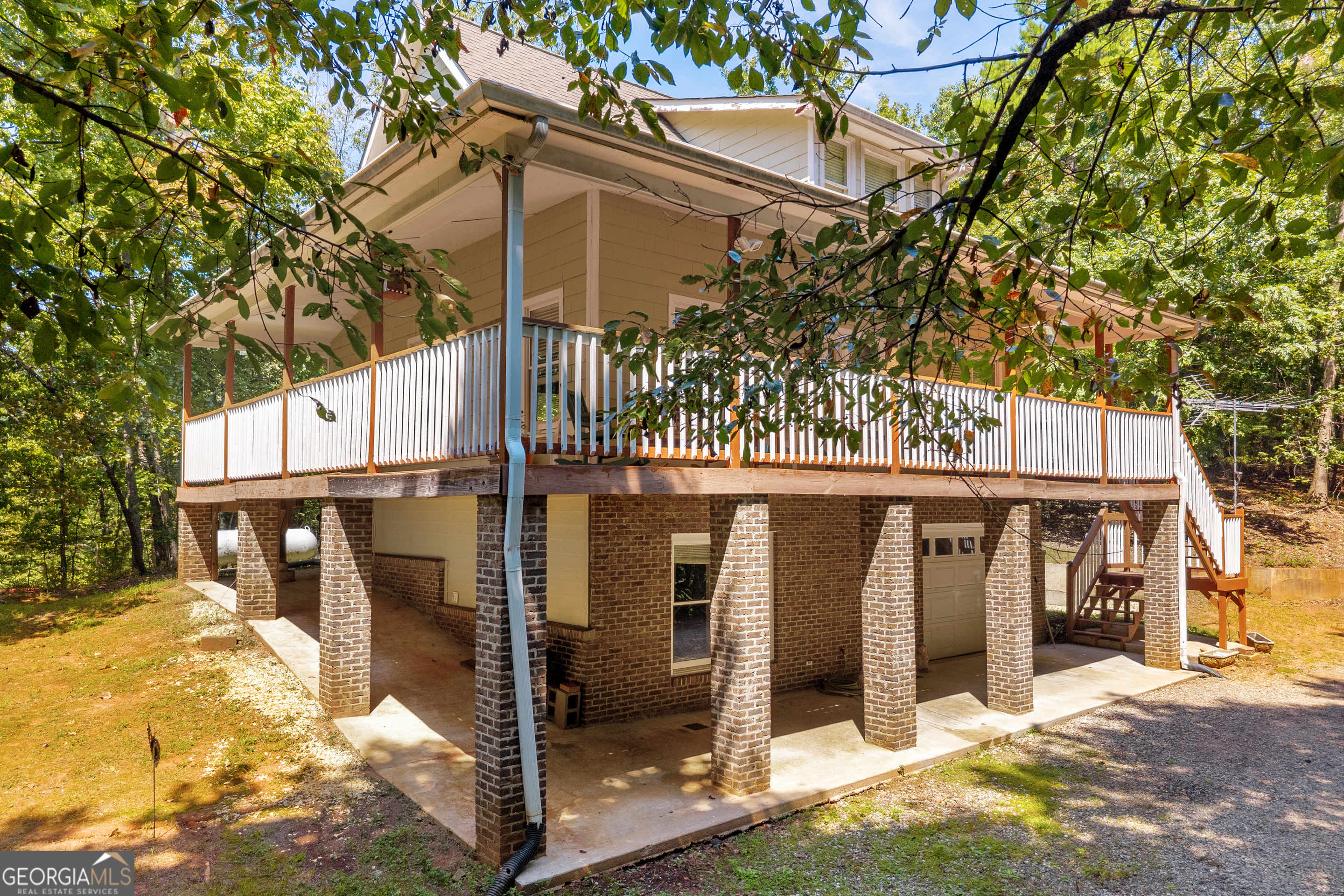 807 Satterfield Road Cleveland, GA 30528 - Photo 4 of 99