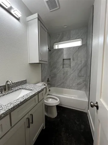 $1,695 | 1227 Rosemary, Greenville, TX 75401