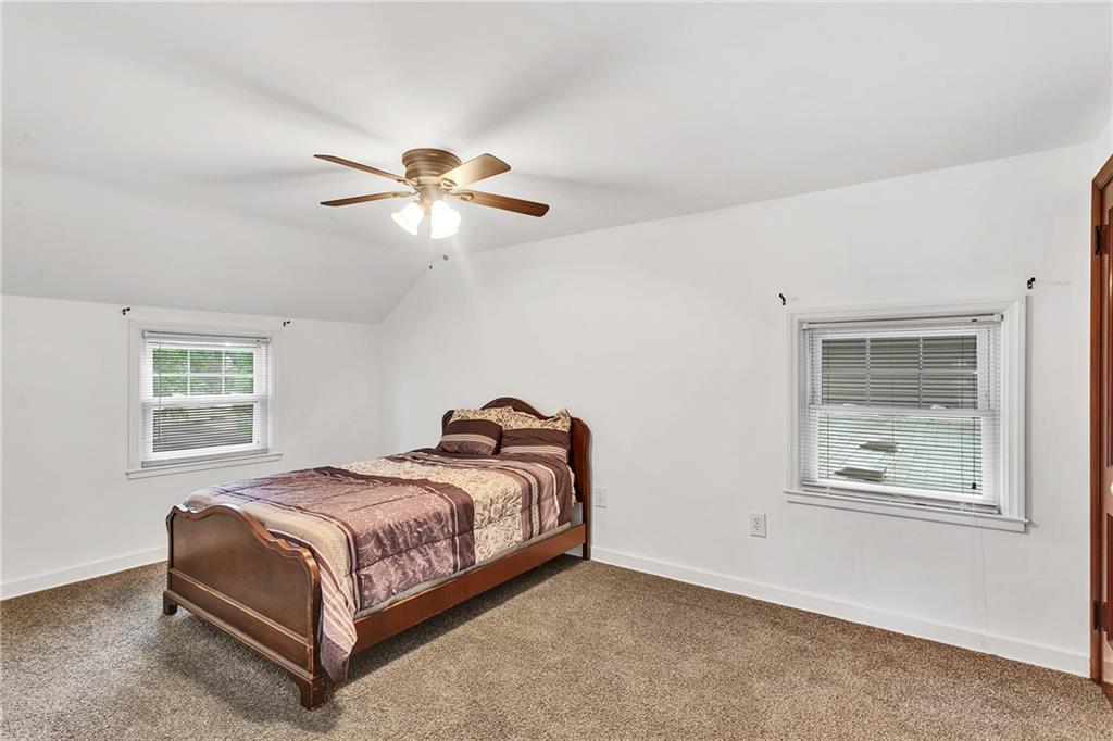 609 Hamil Road Verona, PA 15147 - Photo 17 of 18 Gallery Image 17