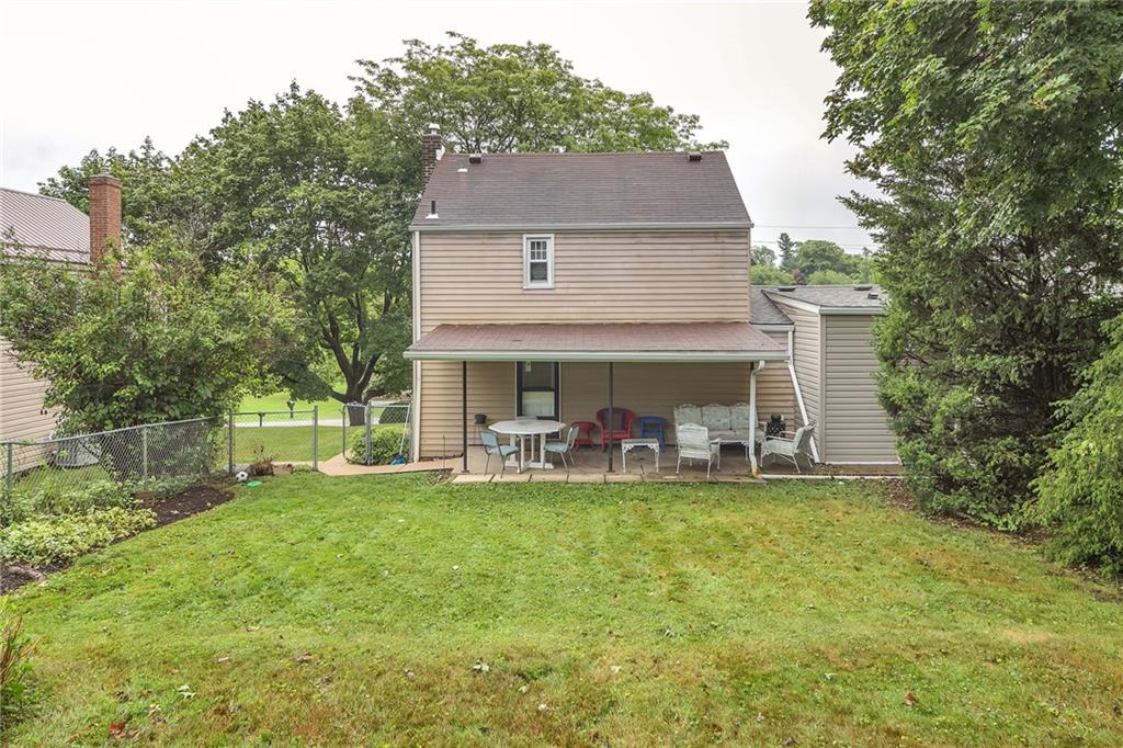 609 Hamil Road Verona, PA 15147 - Photo 3 of 18 Gallery Image 3