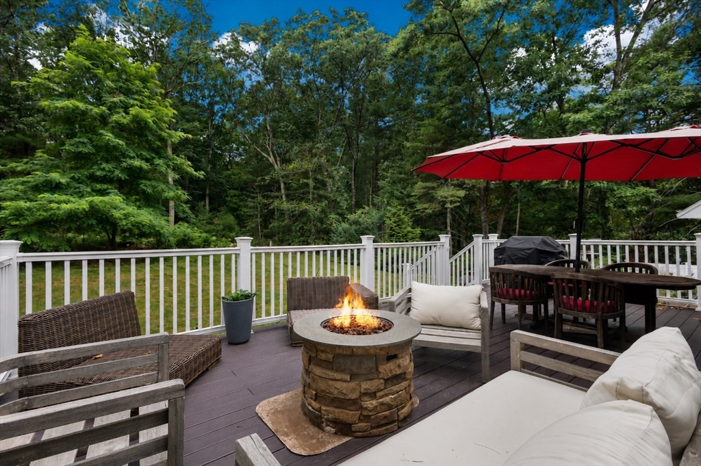 73 High Street Medfield, MA 02052 - Photo 3 of 38
