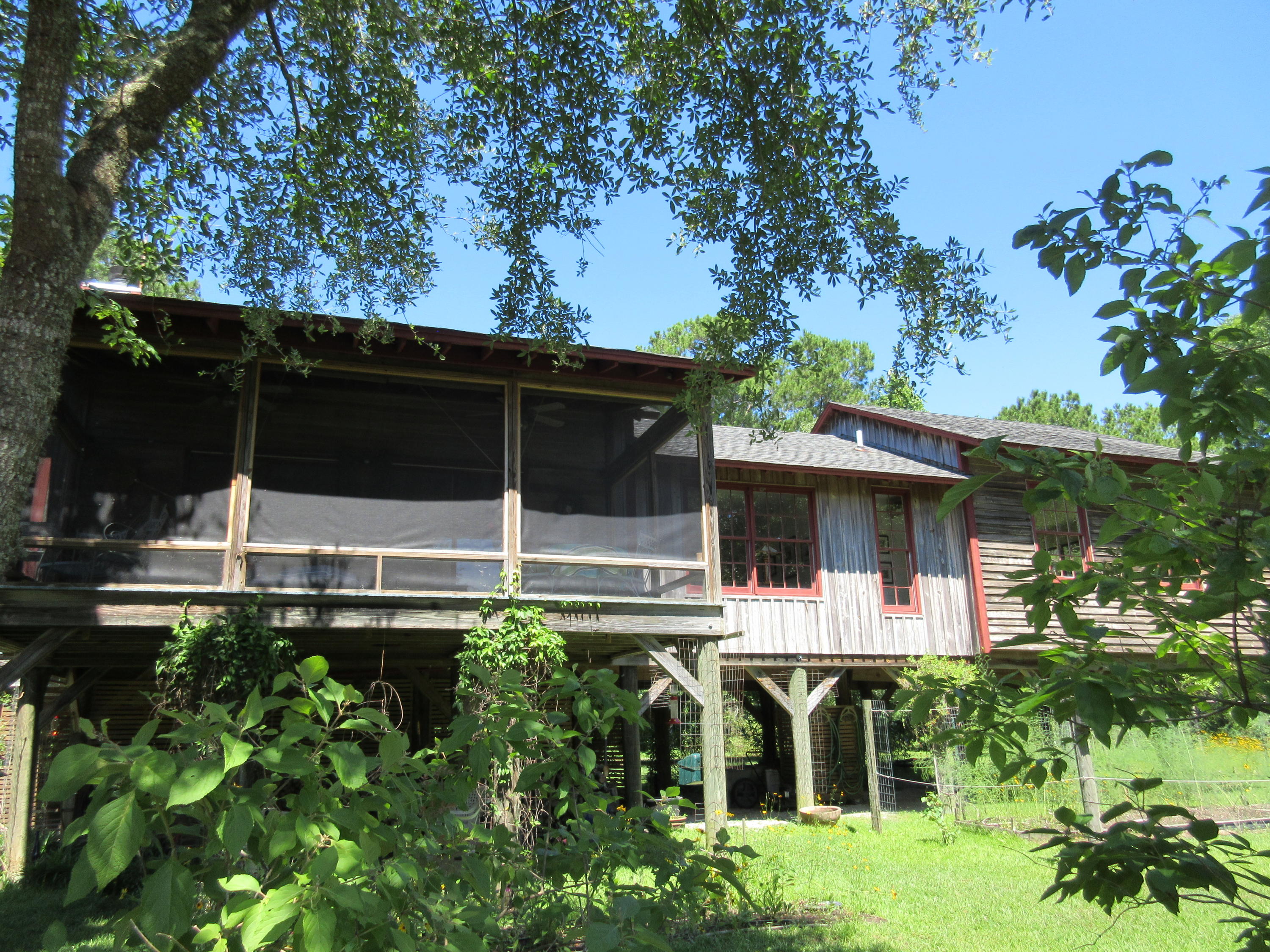 10011 South Carolina Road McClellanville, SC 29458 - Photo 1 of 45 IMG_1035