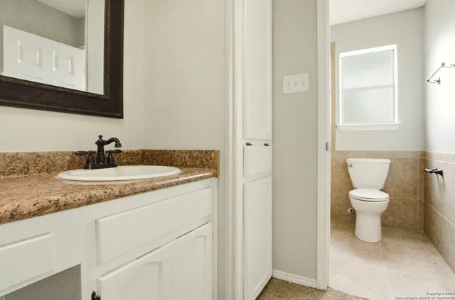 $1,775 | 13830 East Hillside, San Antonio, TX 78249
