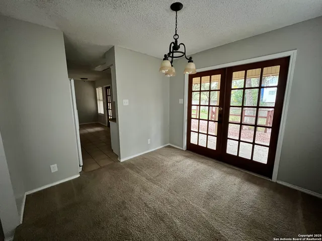 $1,775 | 13830 East Hillside, San Antonio, TX 78249