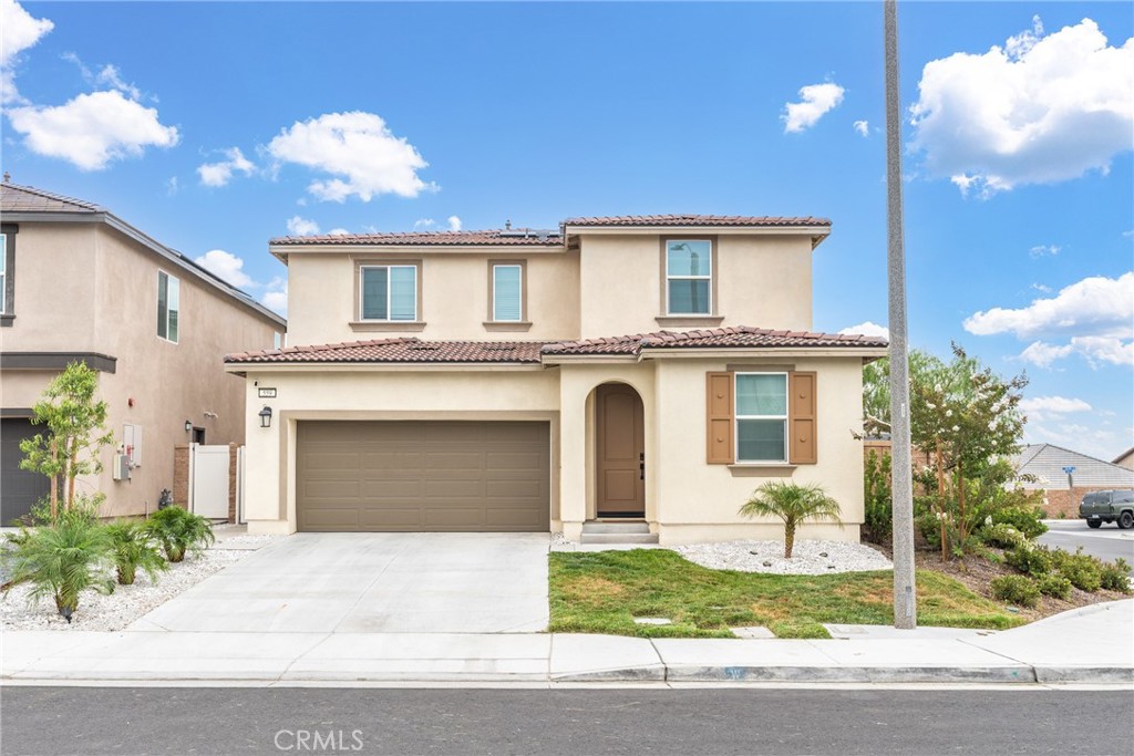 559 Colorado Drive Rialto, CA 92377 - Photo 1 of 41