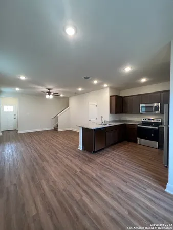 $1,550 | 7618 Agave Bend, Unit 101, San Antonio, TX 78253