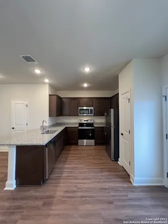 $1,550 | 7618 Agave Bend, Unit 101, San Antonio, TX 78253