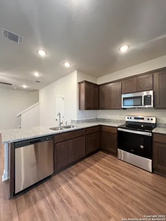 $1,550 | 7618 Agave Bend, Unit 101, San Antonio, TX 78253